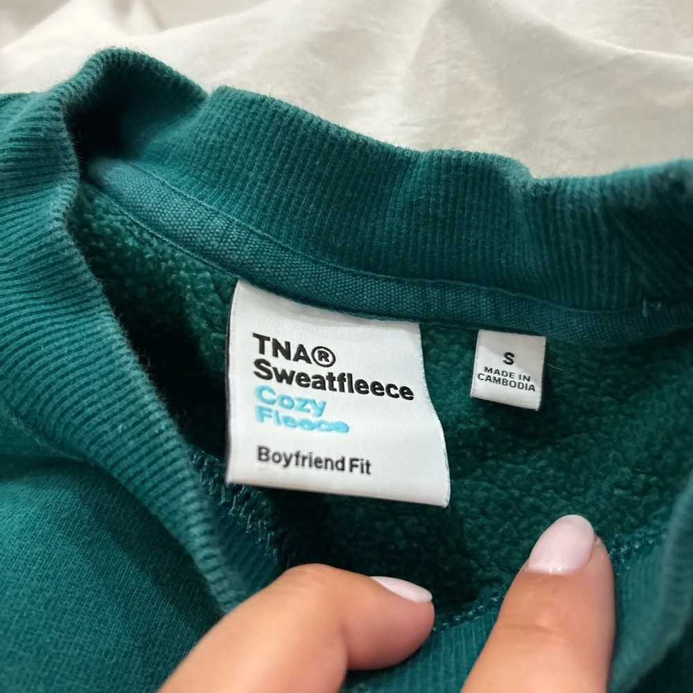 MATCHING SET - TNA Sweatfleece Boyfriend Sweatpants & Crewneck in Dark Green - Picture 2 of 5